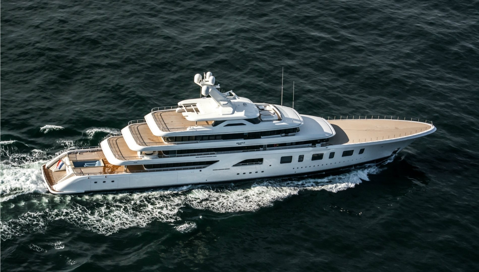 luxury superyacht aquarius